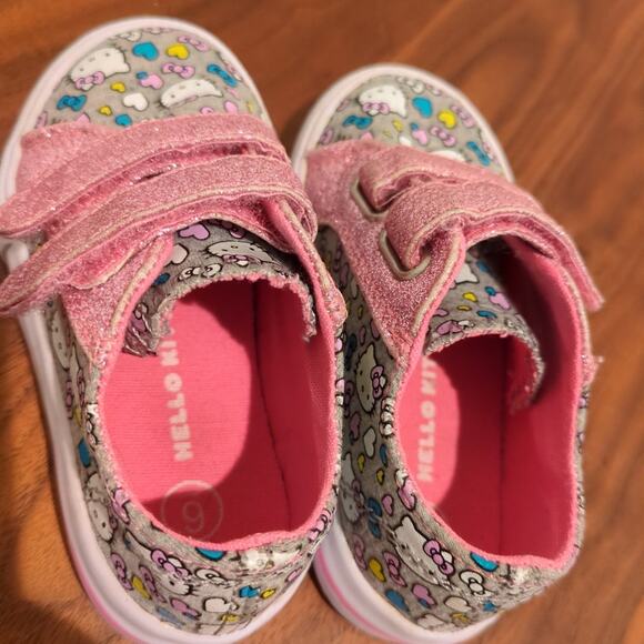 Sanrio pink glitter hello kitty Velcro shoes toddler 6 - Picture 5 of 6